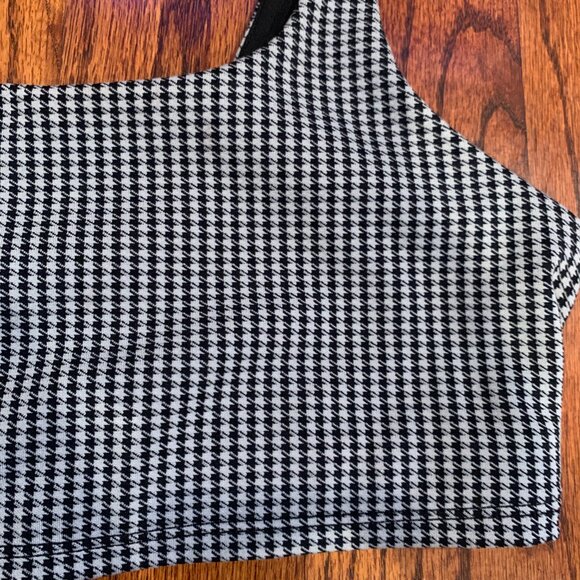 Alo Yoga Micro Houndstooth Bra | Gray Black | Medium - Picture 4 of 8